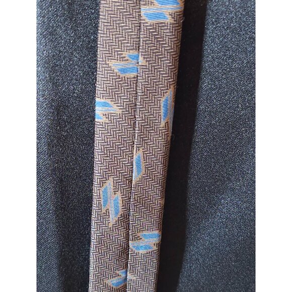 Yves Saint Laurent Silk Brown & Blue Geometric Patterned Tie - Picture 13 of 15
